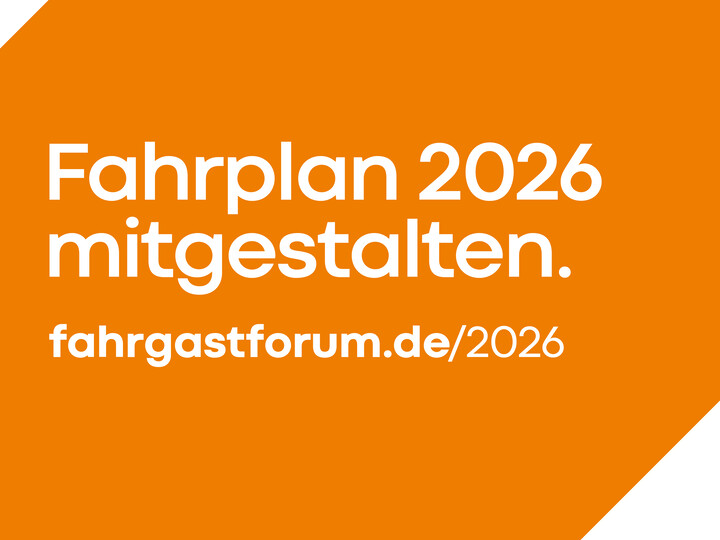 Poster der Fahrplanvorschau mit dem Text ‚Fahrplan 2026 mitgestalten‘.